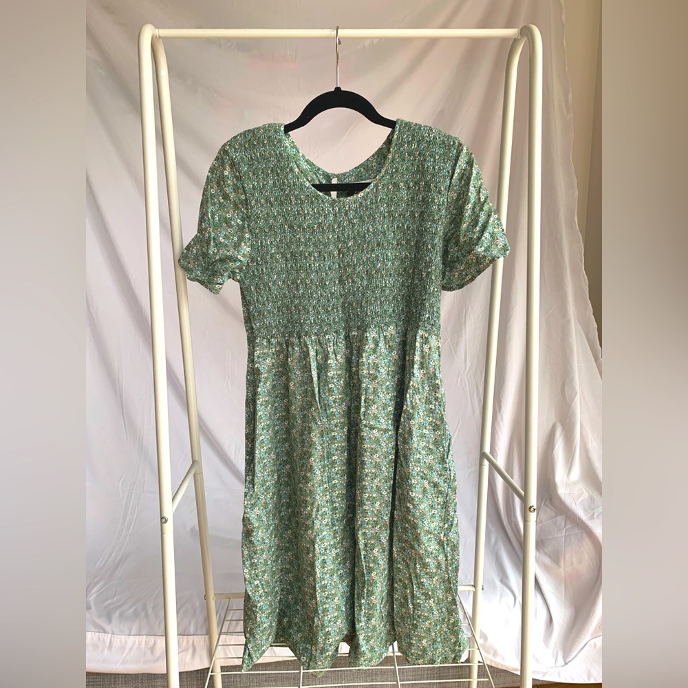 Green floral dress with shoulder pads